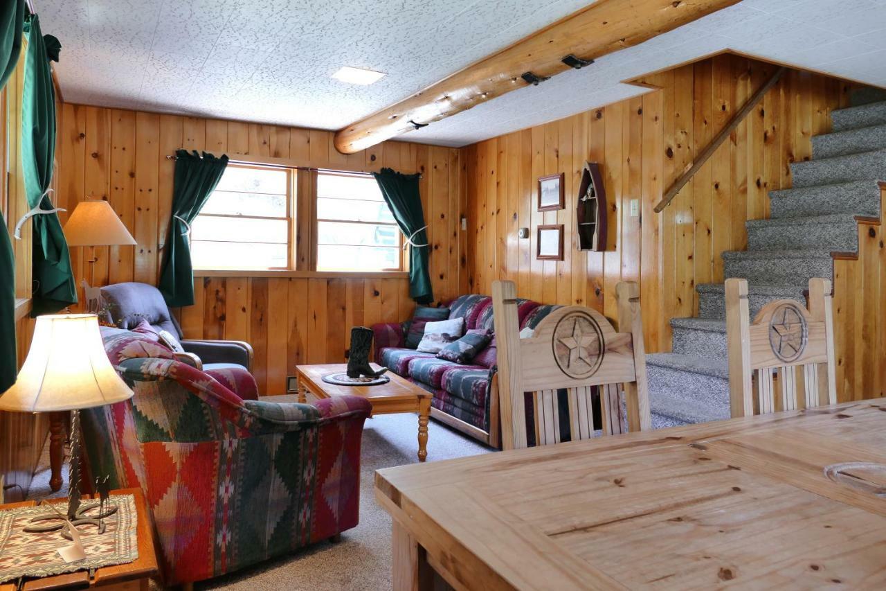Cowboy Chalet,893114113:JPEG